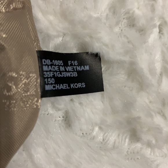 Michael Kors Large Logo Wristlet - Picture 11 of 15